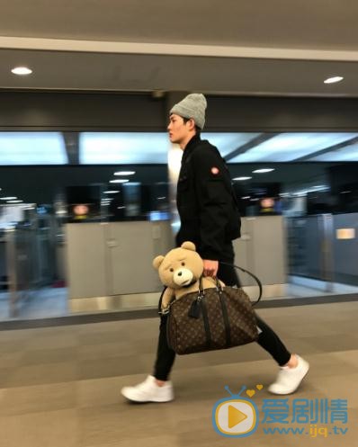 李辰街拍写真 李辰高清写真_李辰高清剧照