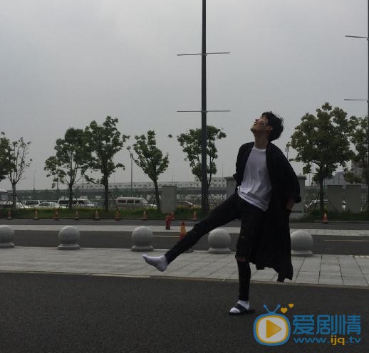 李辰街拍写真 李辰高清写真_李辰高清剧照