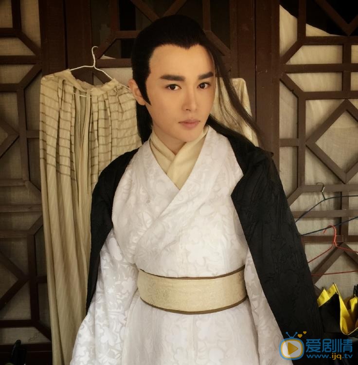 张嘉佑片场照 张嘉佑高清写真_张嘉佑高清剧照
