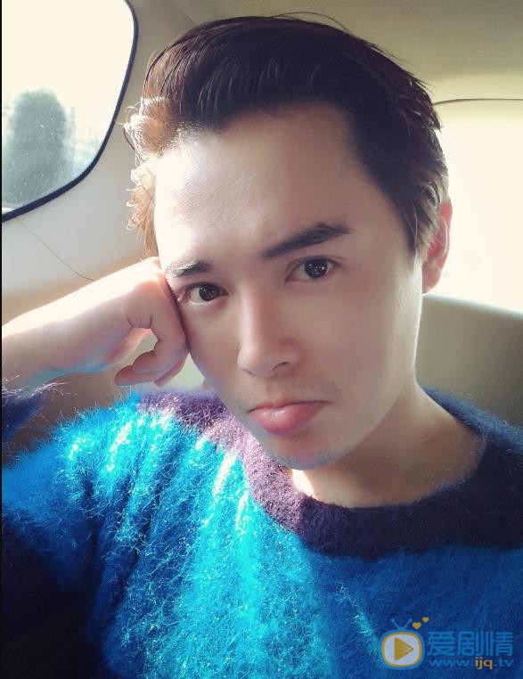 张嘉佑生活照 张嘉佑高清写真_张嘉佑高清剧照