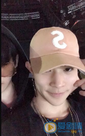 周震南生活照写真 周震南高清写真_周震南高清剧照