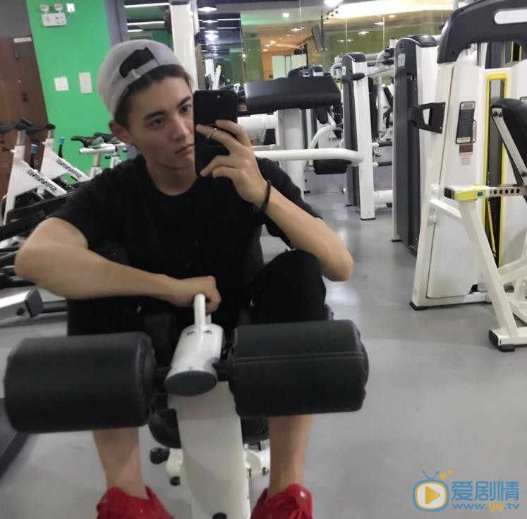 周骏超生活照 周骏超高清写真_周骏超高清剧照