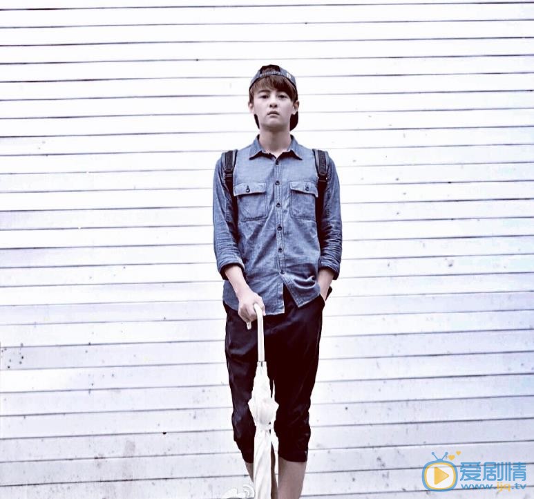 周骏超街拍写真 周骏超高清写真_周骏超高清剧照