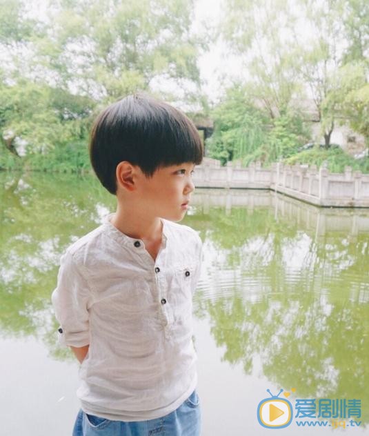 韩昊霖街拍写真 韩昊霖高清写真_韩昊霖高清剧照