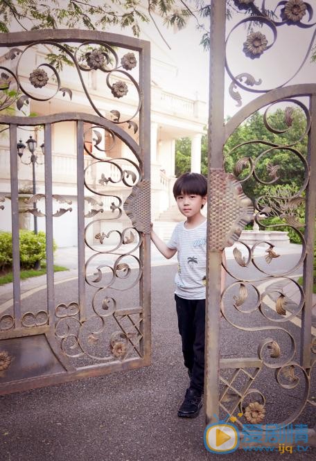 韩昊霖街拍写真 韩昊霖高清写真_韩昊霖高清剧照