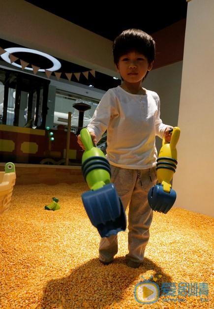 韩昊霖悠闲写真 韩昊霖高清写真_韩昊霖高清剧照