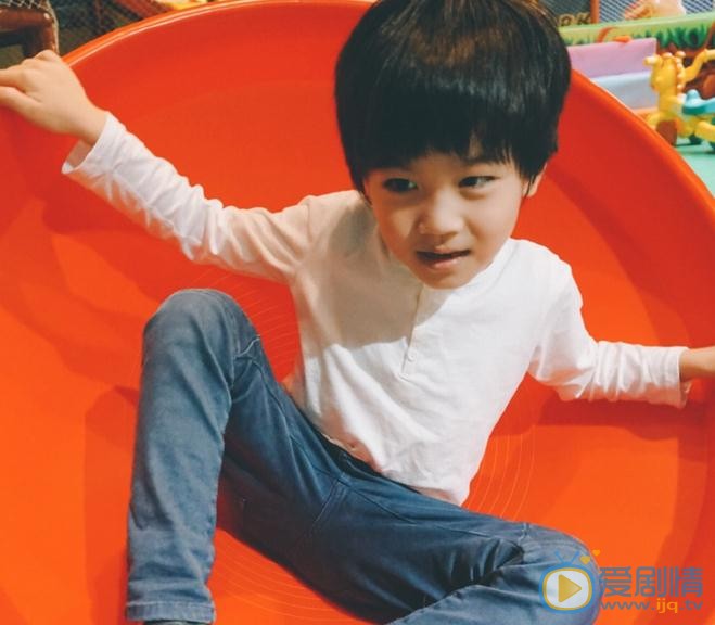 韩昊霖悠闲写真 韩昊霖高清写真_韩昊霖高清剧照