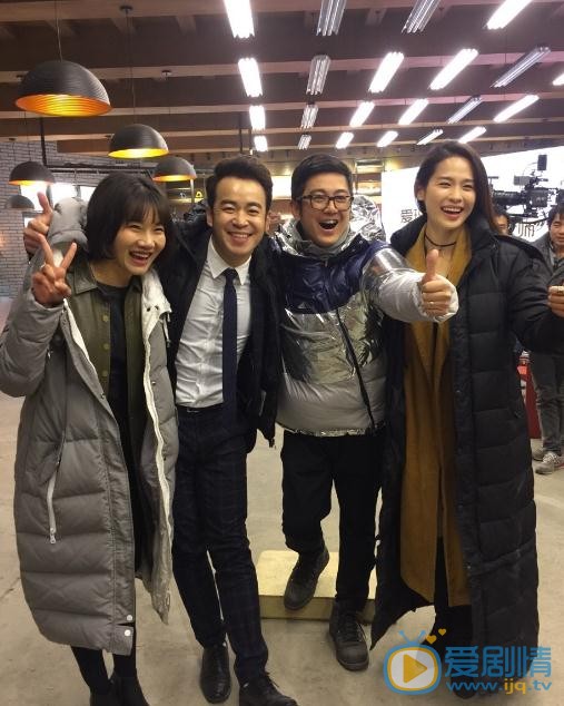 田雷与人合照 田雷高清写真_田雷高清剧照