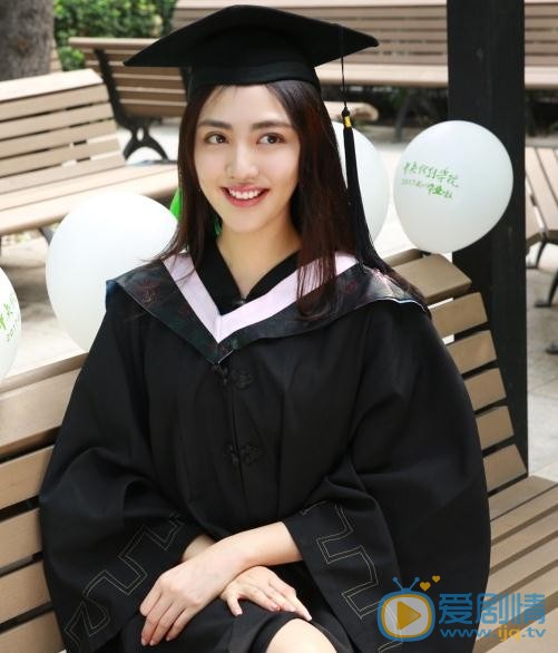 陈美林毕业照 陈美林高清写真_陈美林高清剧照