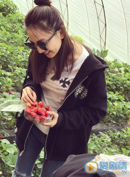 陈美林生活照 陈美林高清写真_陈美林高清剧照