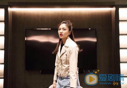 陈美林生活照 陈美林高清写真_陈美林高清剧照