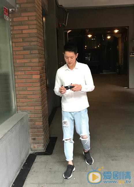 王鑫生活照 王鑫高清写真_王鑫高清剧照