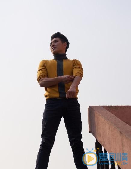王鑫街拍写真 王鑫高清写真_王鑫高清剧照