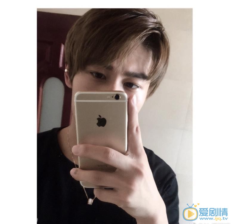 聂闻远生活照 聂闻远高清写真_聂闻远高清剧照