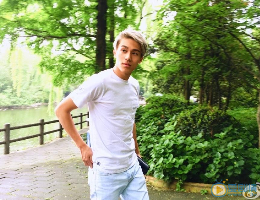 聂闻远旅行大片 聂闻远高清写真_聂闻远高清剧照