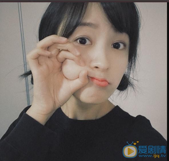 王歆霆可爱写真 王歆霆高清写真_王歆霆高清剧照