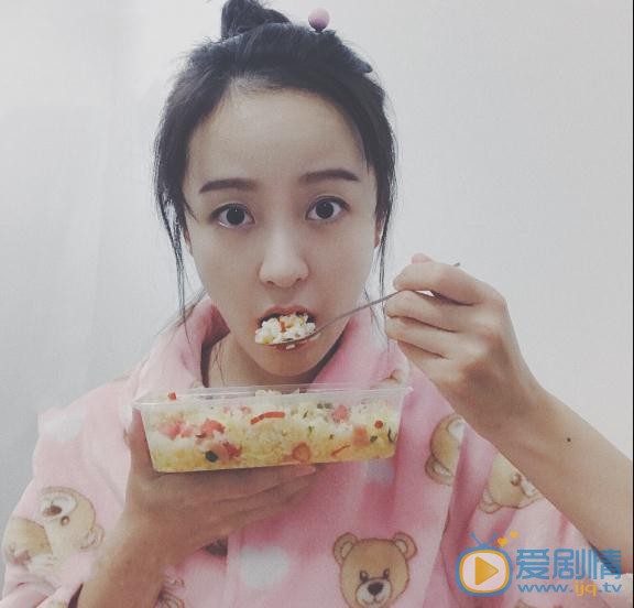 王歆霆自拍写真 王歆霆高清写真_王歆霆高清剧照