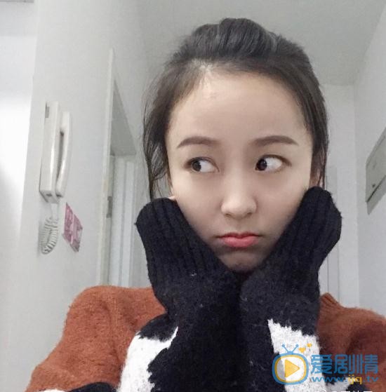 王歆霆自拍写真 王歆霆高清写真_王歆霆高清剧照