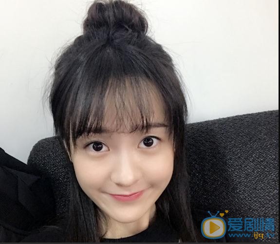 王歆霆俏丽写真 王歆霆高清写真_王歆霆高清剧照