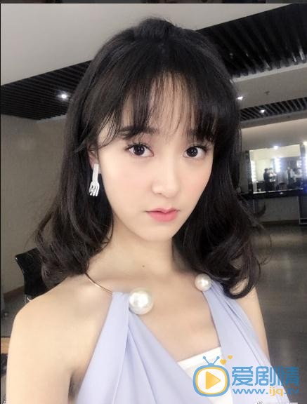 王歆霆可爱写真 王歆霆高清写真_王歆霆高清剧照