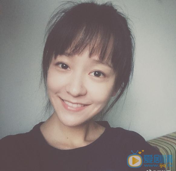 王歆霆自拍写真 王歆霆高清写真_王歆霆高清剧照