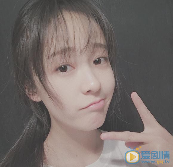 王歆霆可爱写真 王歆霆高清写真_王歆霆高清剧照