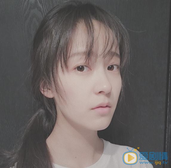 王歆霆可爱写真 王歆霆高清写真_王歆霆高清剧照