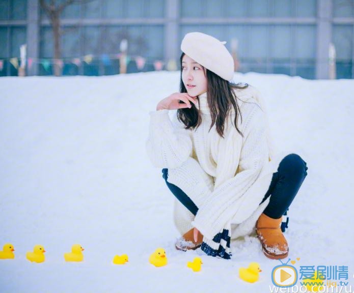 王歆霆街拍写真 王歆霆高清写真_王歆霆高清剧照