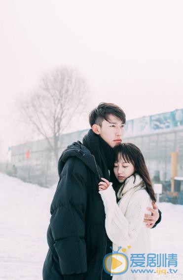 王歆霆俏丽写真 王歆霆高清写真_王歆霆高清剧照