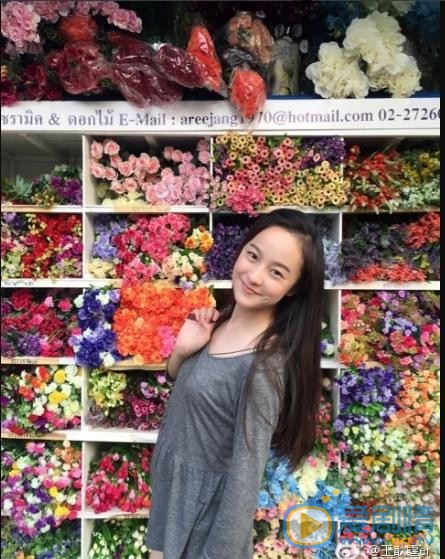 王歆霆文艺写真 王歆霆高清写真_王歆霆高清剧照