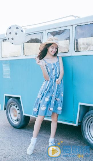 王歆霆夏日写真 王歆霆高清写真_王歆霆高清剧照