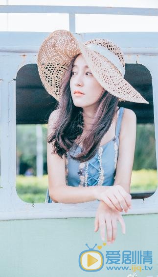 王歆霆夏日写真 王歆霆高清写真_王歆霆高清剧照