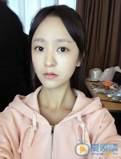 王歆霆俏丽写真 王歆霆高清写真_王歆霆高清剧照