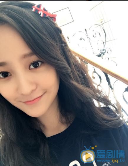 王歆霆俏丽写真 王歆霆高清写真_王歆霆高清剧照