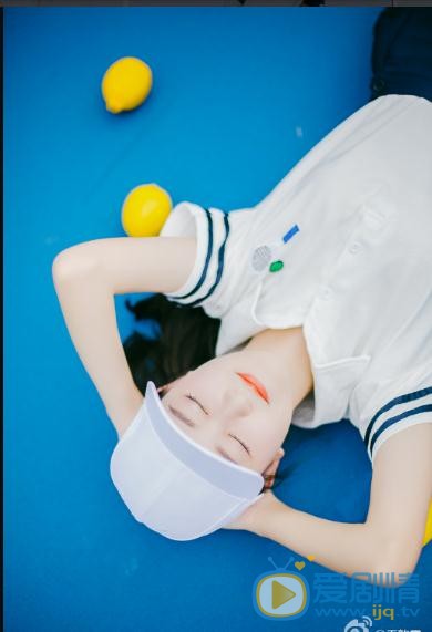 王歆霆校园写真 王歆霆高清写真_王歆霆高清剧照