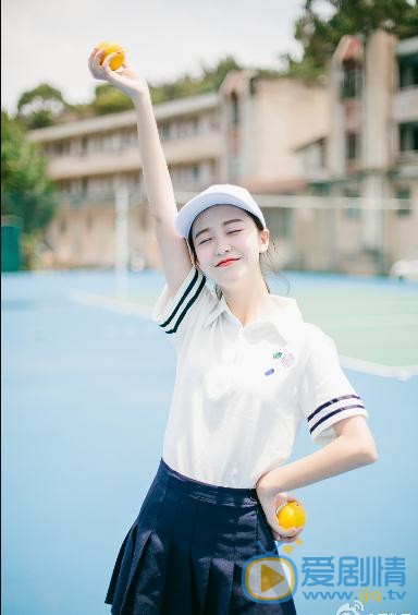 王歆霆校园写真 王歆霆高清写真_王歆霆高清剧照