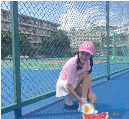 王歆霆校园写真 王歆霆高清写真_王歆霆高清剧照