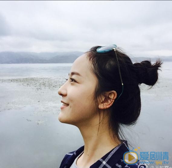 王歆霆文艺写真 王歆霆高清写真_王歆霆高清剧照