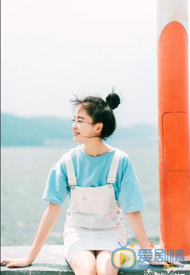 王歆霆夏日写真 王歆霆高清写真_王歆霆高清剧照