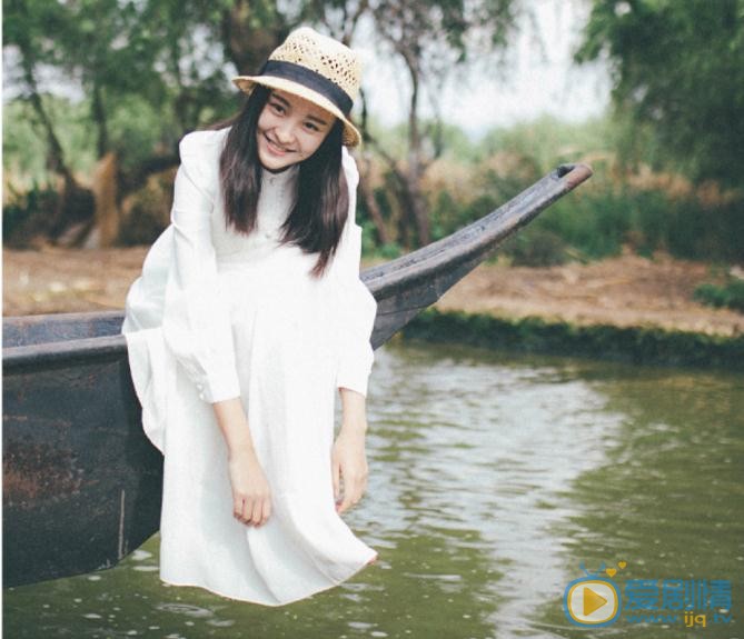 王歆霆文艺写真 王歆霆高清写真_王歆霆高清剧照