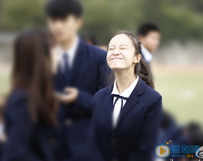 王歆霆校园写真 王歆霆高清写真_王歆霆高清剧照