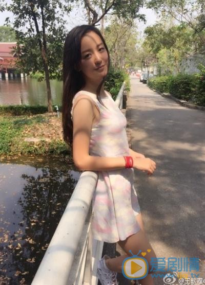 王歆霆文艺写真 王歆霆高清写真_王歆霆高清剧照