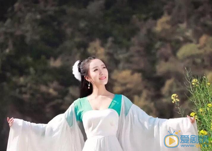 隋欣燃汉服写真 隋欣燃高清写真_隋欣燃高清剧照