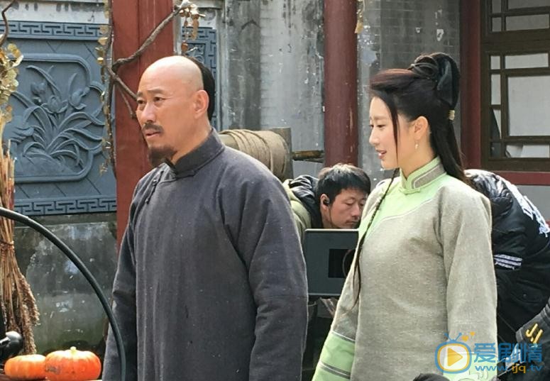 吴京安片场照写真 吴京安高清写真_吴京安高清剧照