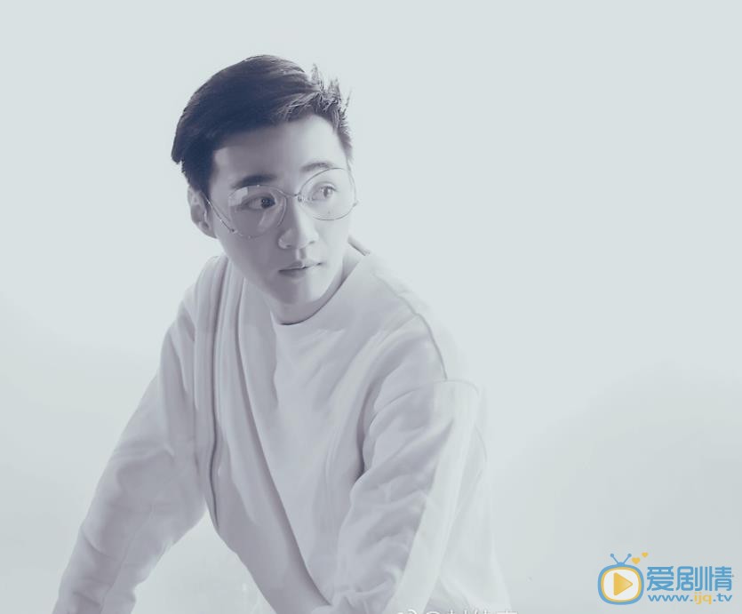 封佳奇帅气写真 封佳奇高清写真_封佳奇高清剧照