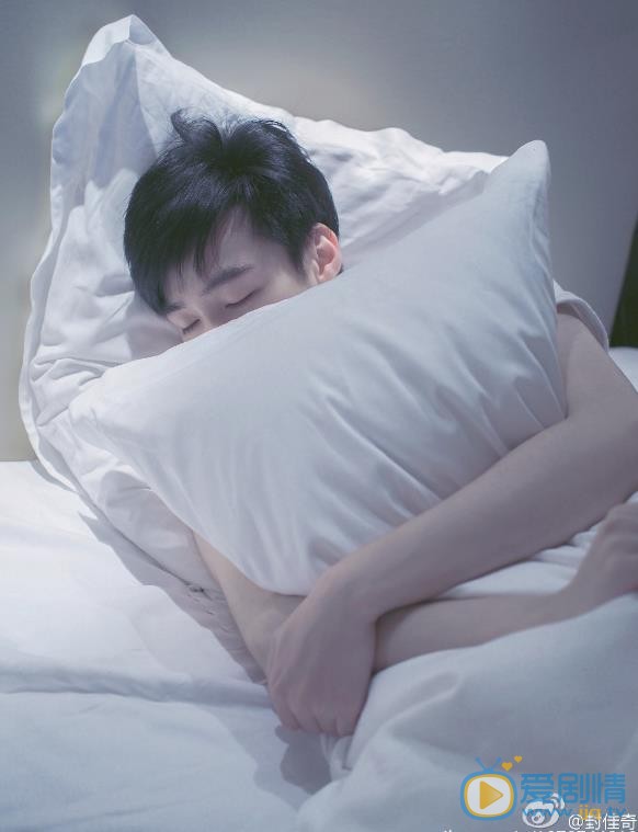 封佳奇帅气写真 封佳奇高清写真_封佳奇高清剧照
