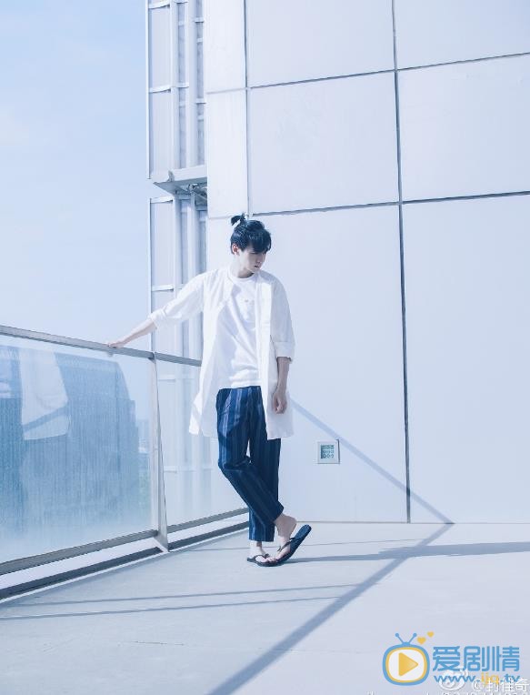 封佳奇帅气写真 封佳奇高清写真_封佳奇高清剧照
