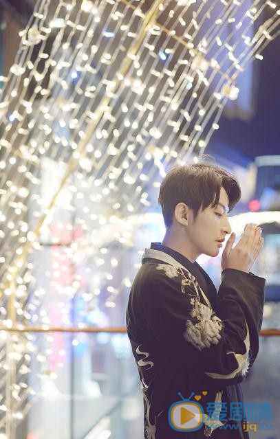 李孟羲汉服写真 李孟羲高清写真_李孟羲高清剧照