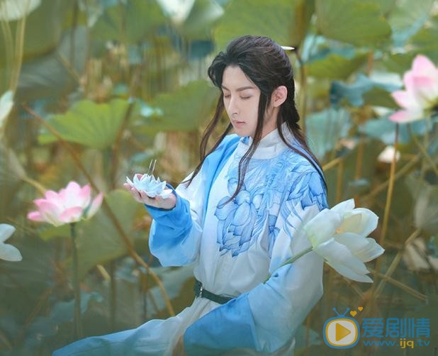 李孟羲汉服写真 李孟羲高清写真_李孟羲高清剧照