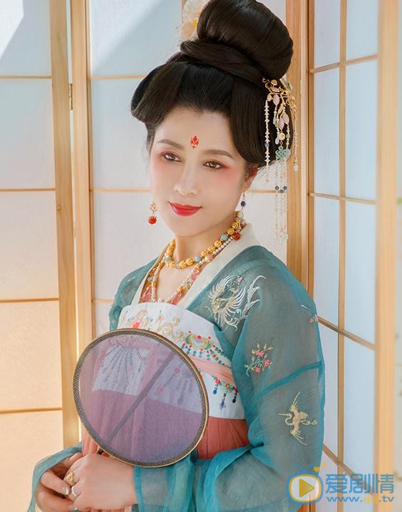 李孟羲母子写真 李孟羲高清写真_李孟羲高清剧照